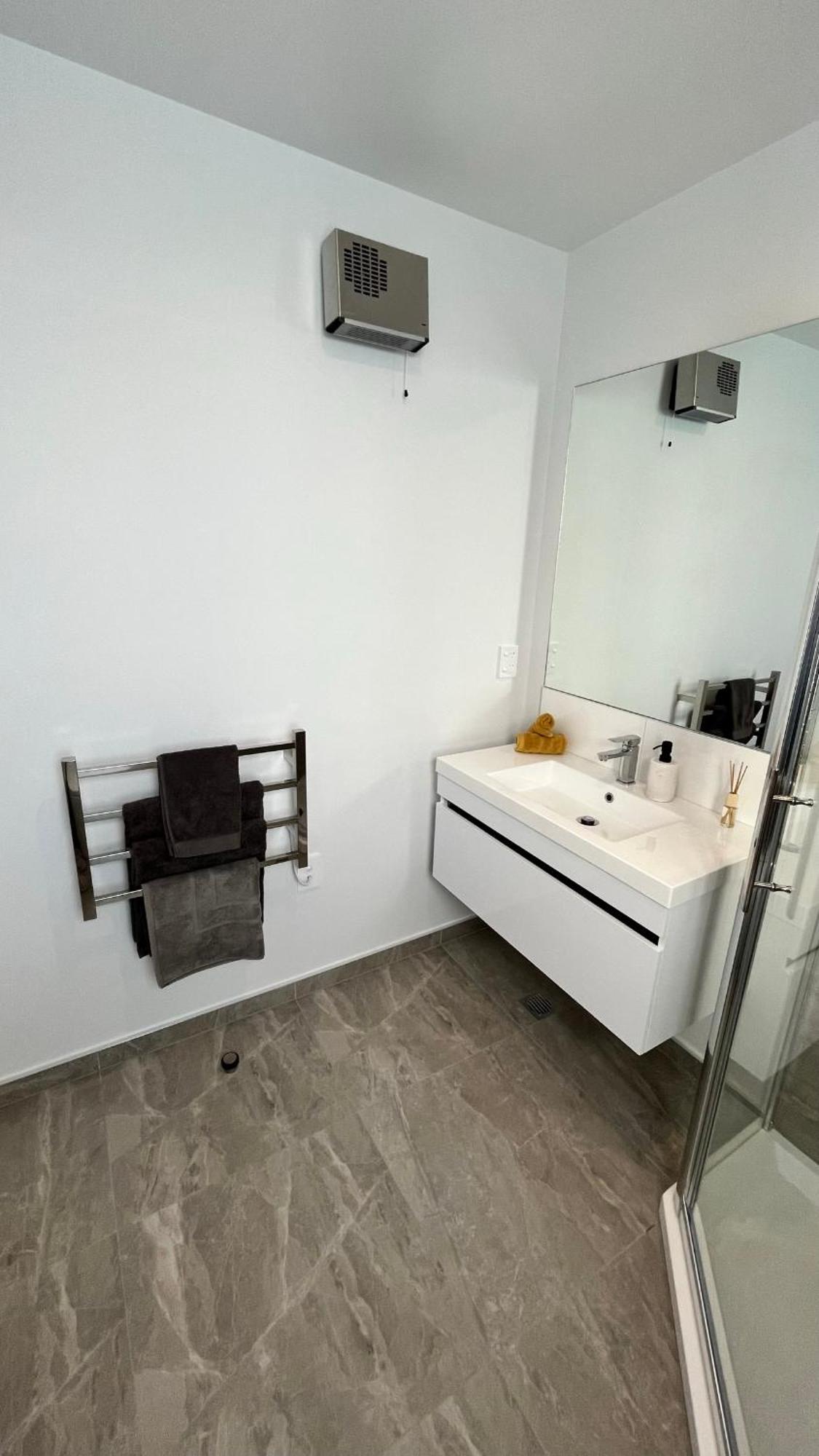 Luxury 2 Bedroom By St James Park Christchurch Esterno foto